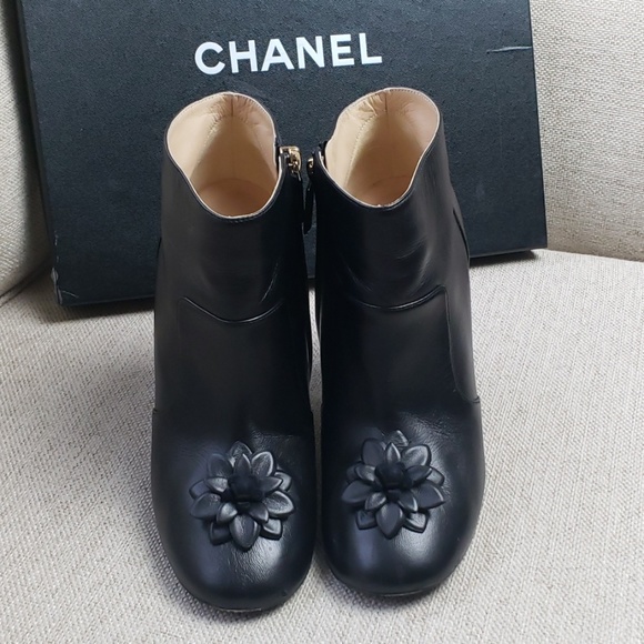 CHANEL booties - Picture 4 of 8